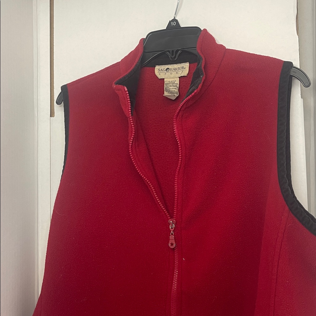 Sag Harbor Cherry Red Fleece Vest